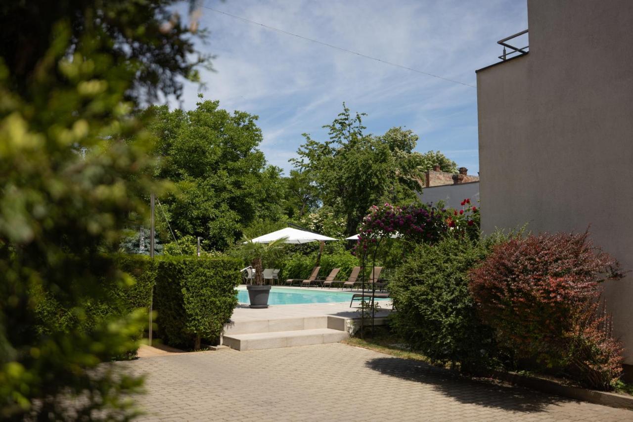 Hotel Perla Timişoara Exterior foto