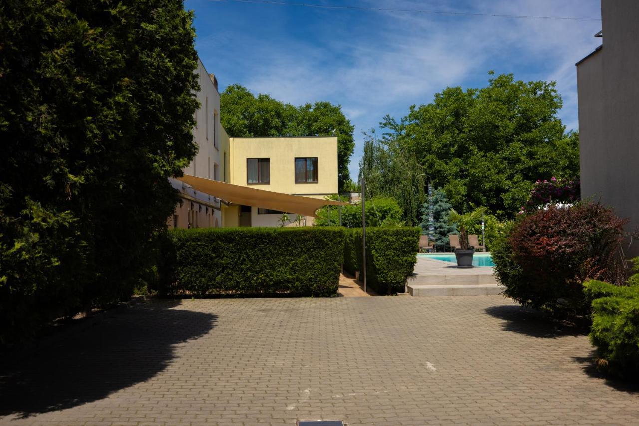 Hotel Perla Timişoara Exterior foto
